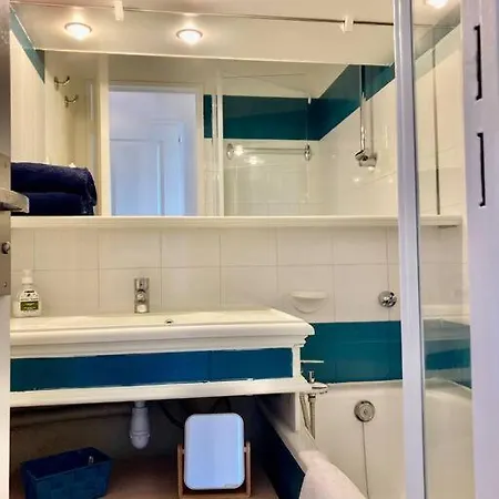 Les Restanques Bougainvillée 2051 *