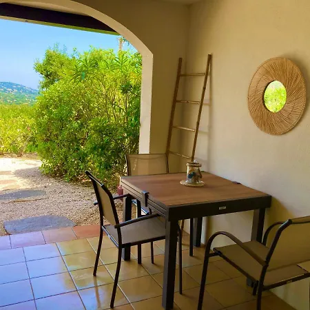 Les Restanques Bougainvillée 2051 Grimaud